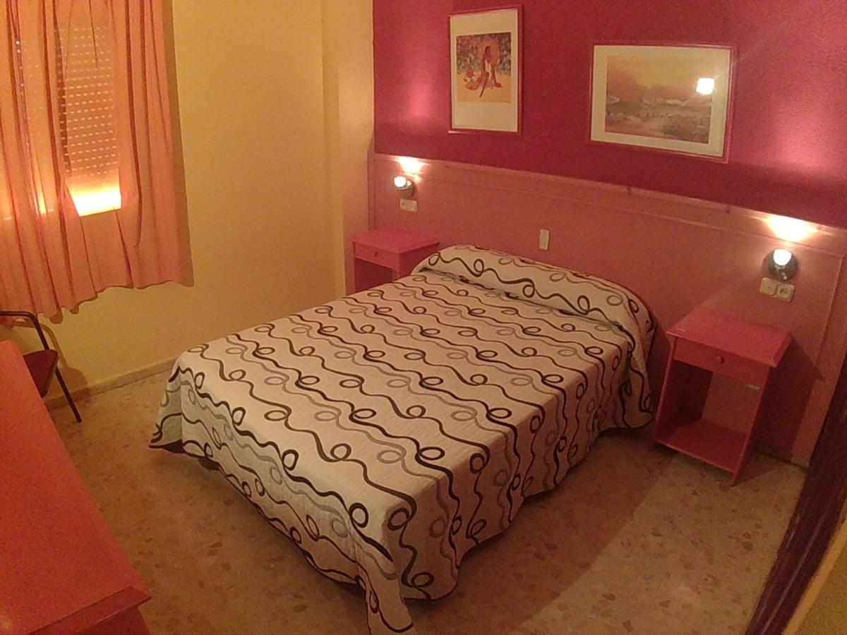 Hostal Carlos III El Ejido Eksteriør billede