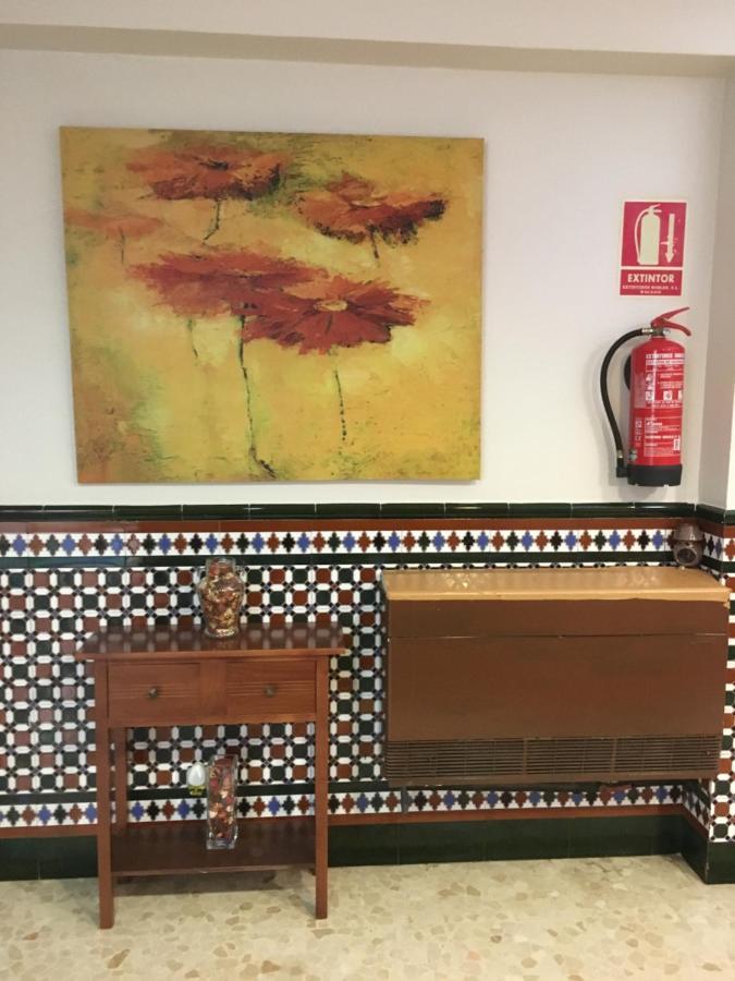 Hostal Carlos III El Ejido Eksteriør billede
