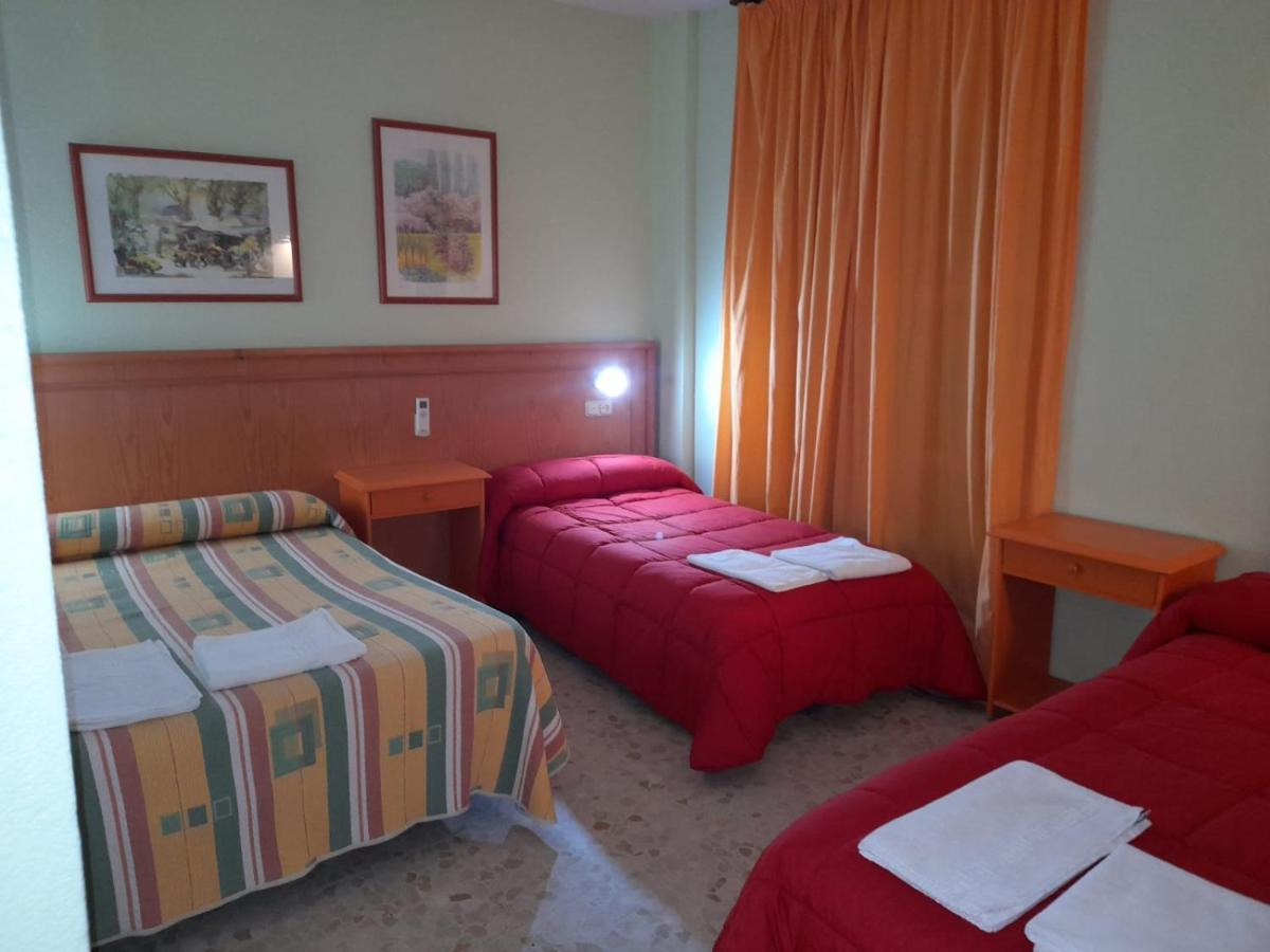 Hostal Carlos III El Ejido Eksteriør billede